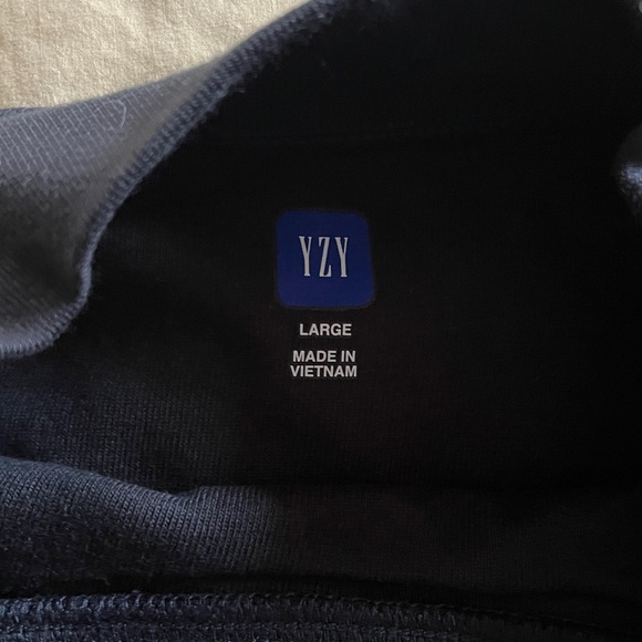 YZY Gap Balenciaga Dove Tee - Picture 2 of 3